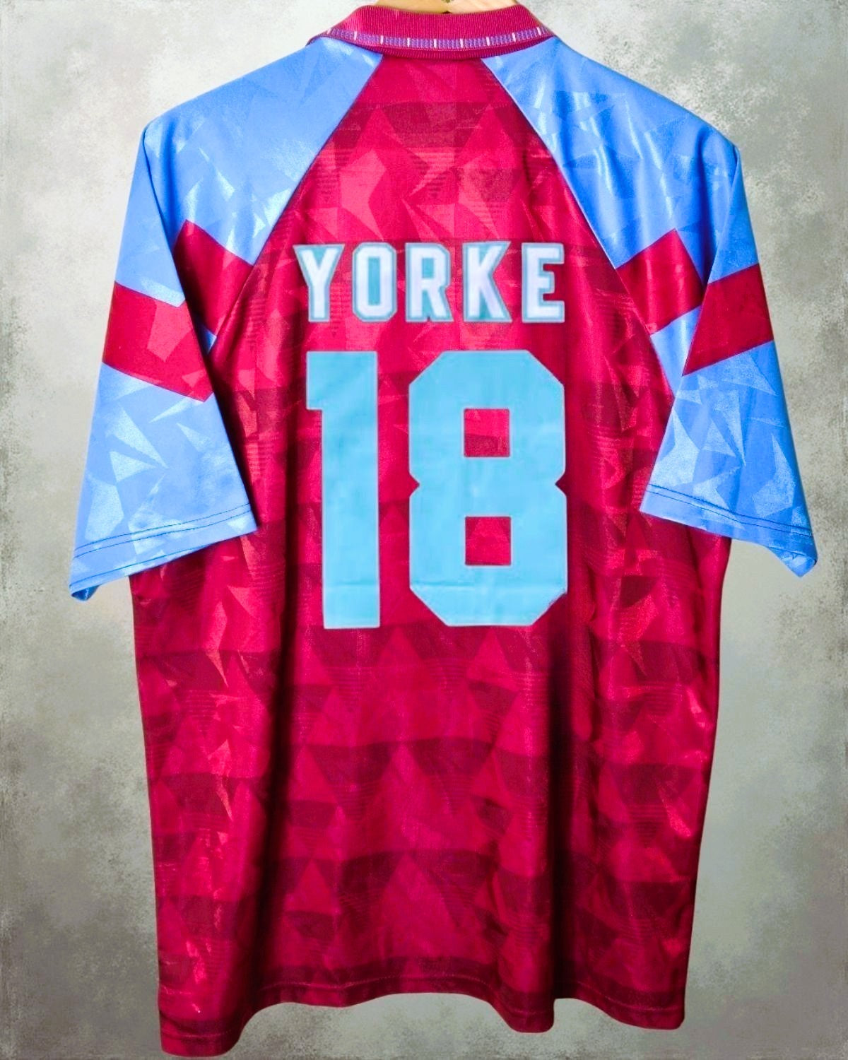 YORKE DWIGHT 1991-92 (Ast)