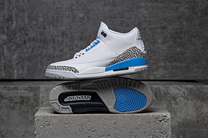 Air Jordan 3 Retro “UNC”