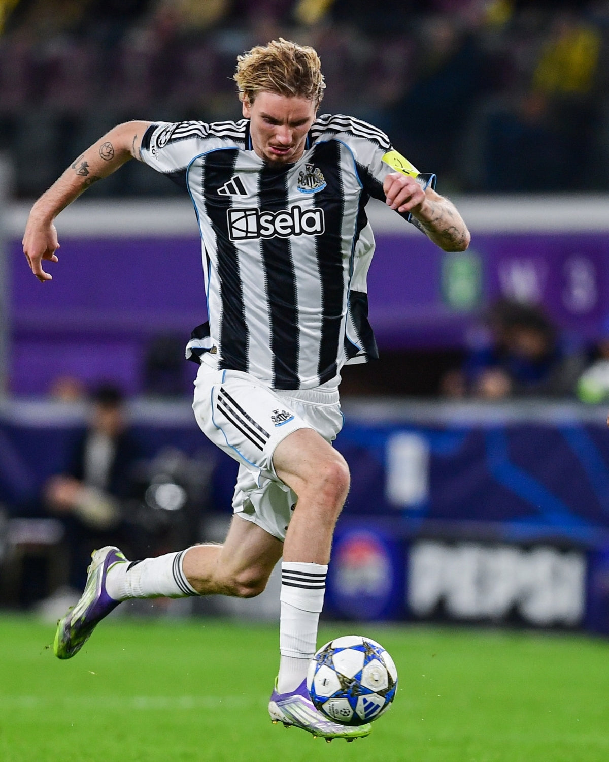 WOLTEMADE NICK 2025-26 (Newc)