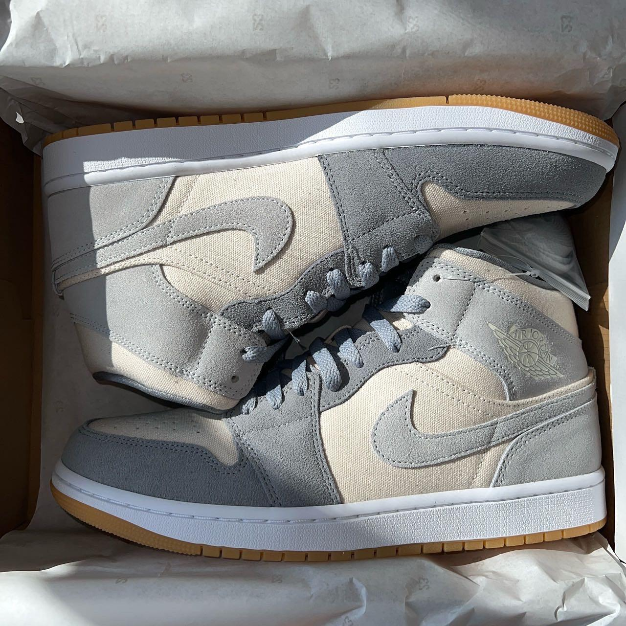 Air Jordan 1 Mid SE Coconut Milk